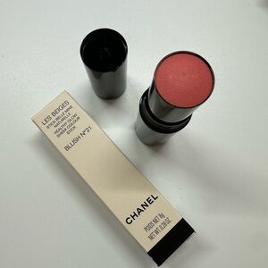 CHANEL Pink Blush Vibrant Coral Glow